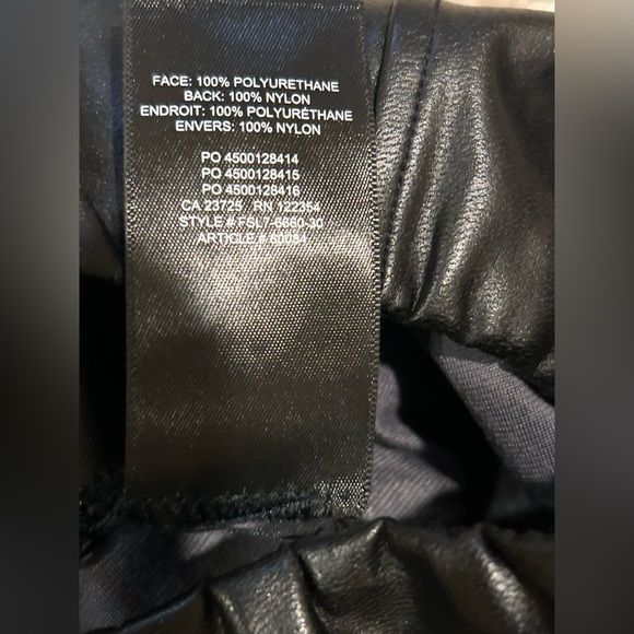 Wilfred Free Aritzia Daria Faux Leather Leggings Pants Vegan Black - Picture 8 of 8